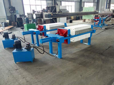 撕膜壓緊機構(gòu) - 包裝機械圖紙 - 沐風(fēng)網(wǎng)